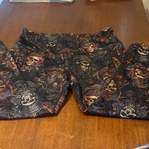 Constantly Varied Gear Pirates Booty Capri leggings